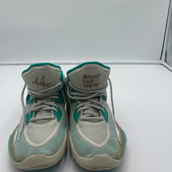 Size 7Y Nike Kyrie Infinity "Sue Bird" Basketball Shoes Golden Tribute - Picture 2 of 9